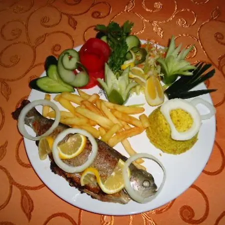 Bykara Hotel 2*